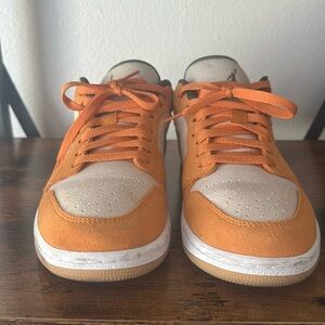 2021 Air Jordan 1 Low SE 'Light Curry'